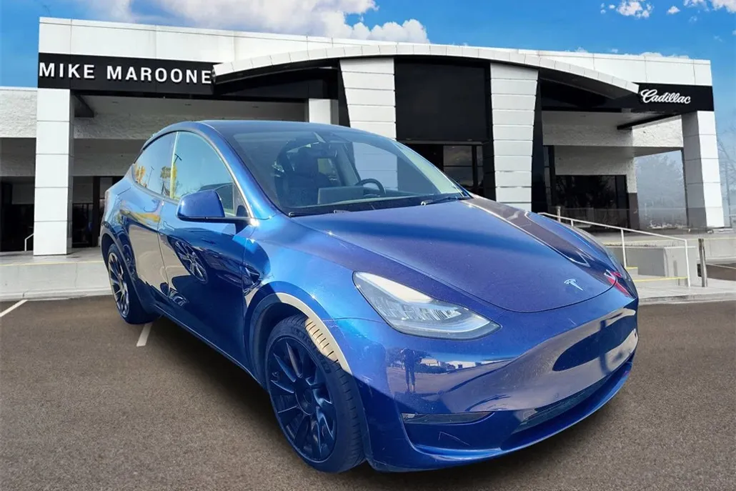 2022 Tesla Model Y Long Range photo 1