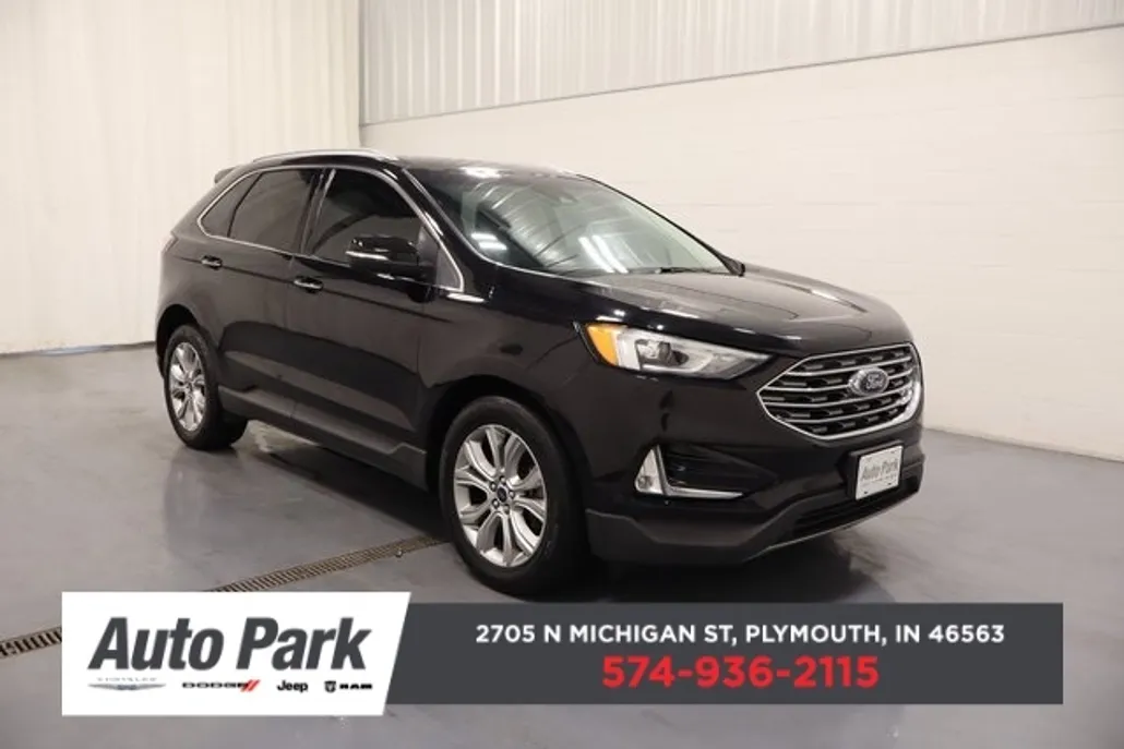 2019 Ford Edge Titanium photo 1