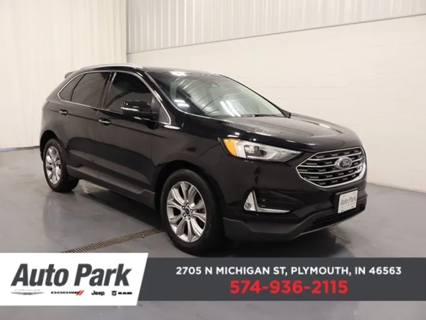2019 Ford Edge Titanium photo 1