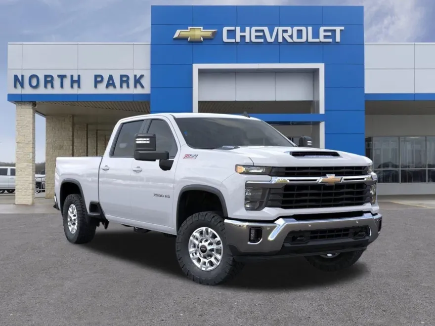 2025 Chevrolet Silverado 2500HD LT photo 1