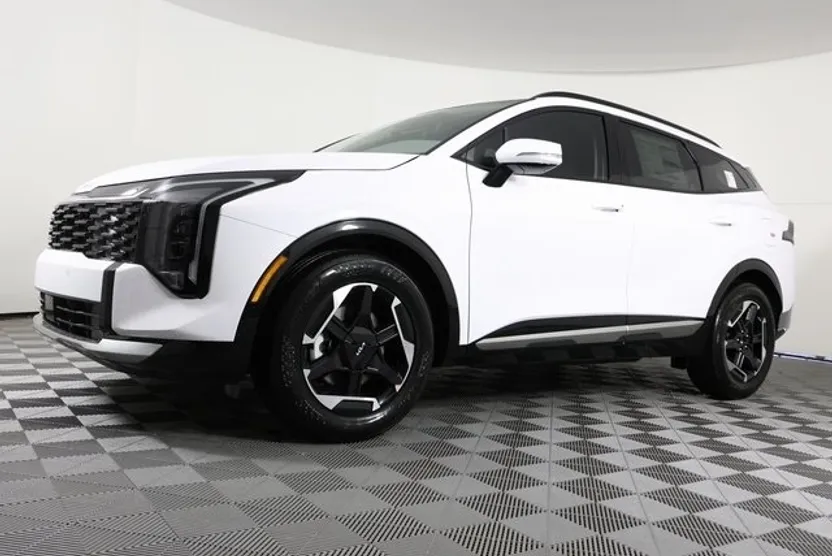 2026 Kia Sportage SX photo 1