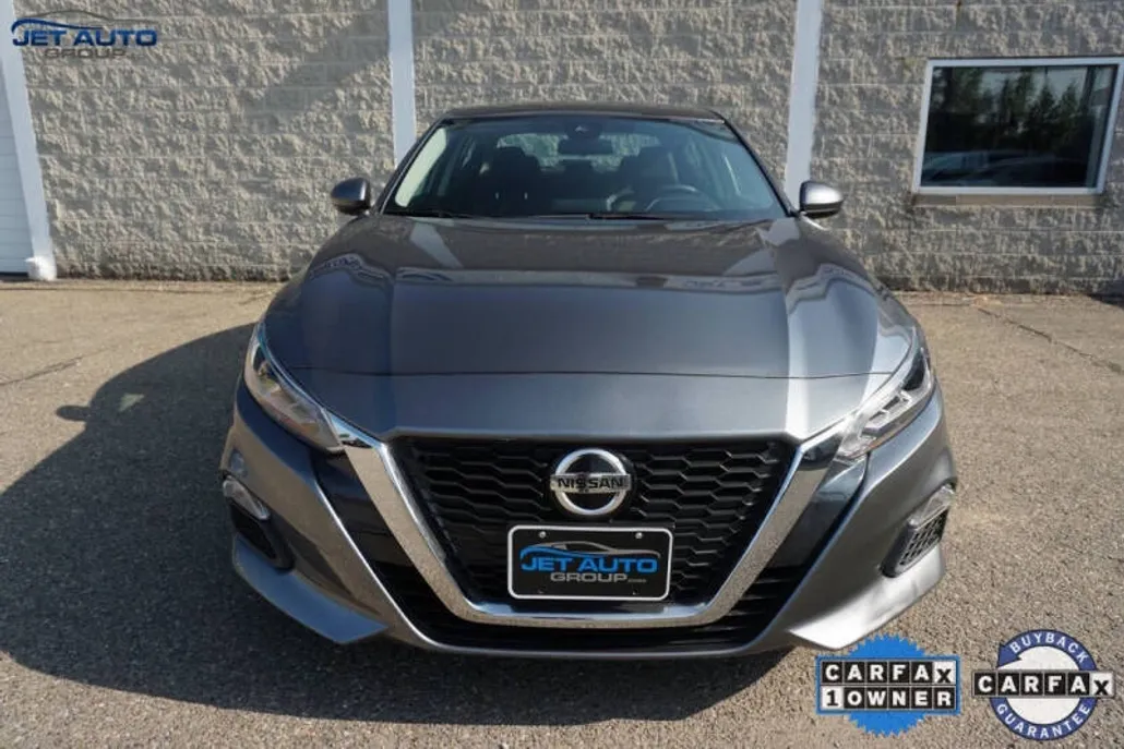 2022 Nissan Altima 2.5 SV photo 1