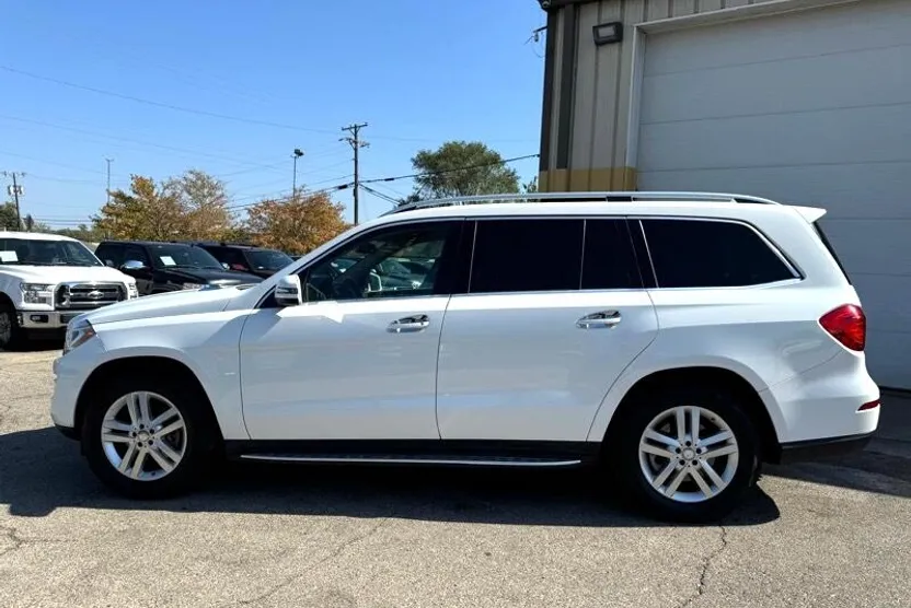 2016 Mercedes Benz GL 450 photo 1