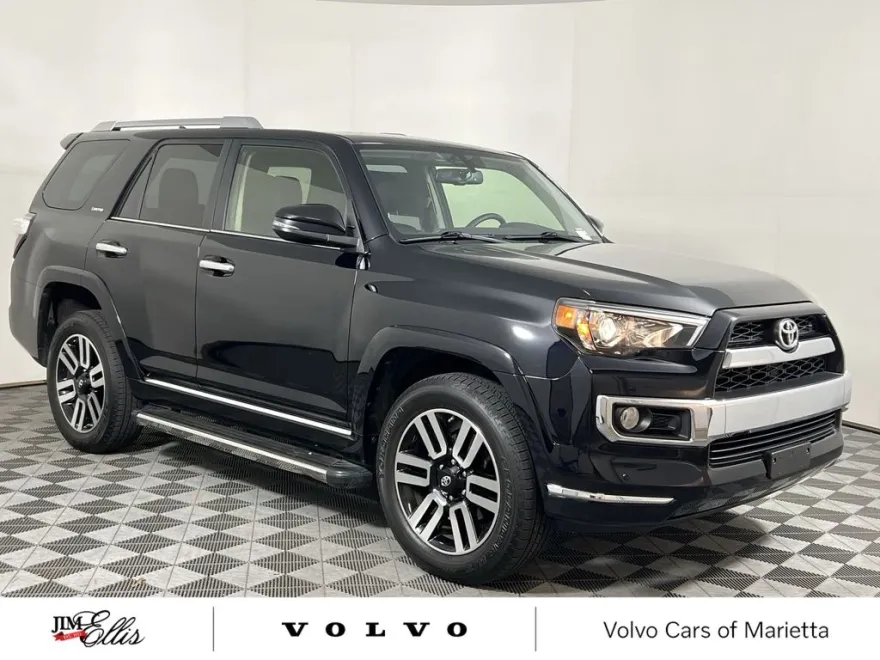 2017 Toyota 4Runner Limited photo 1