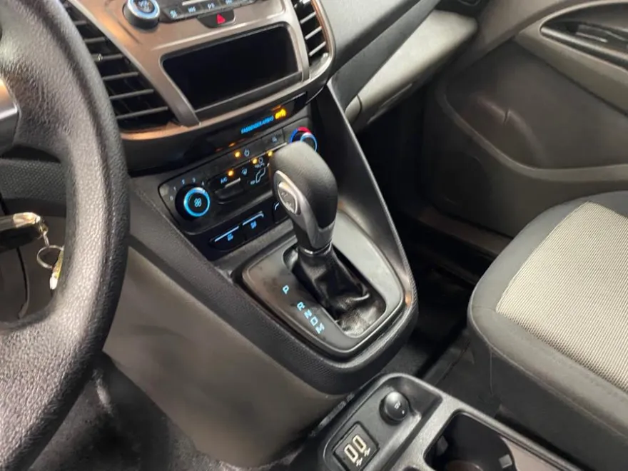 2022 Ford Transit Van XL photo 25