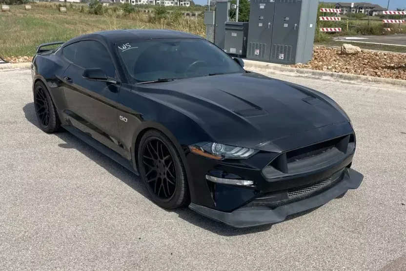 2019 Ford Mustang GT Premium photo 1