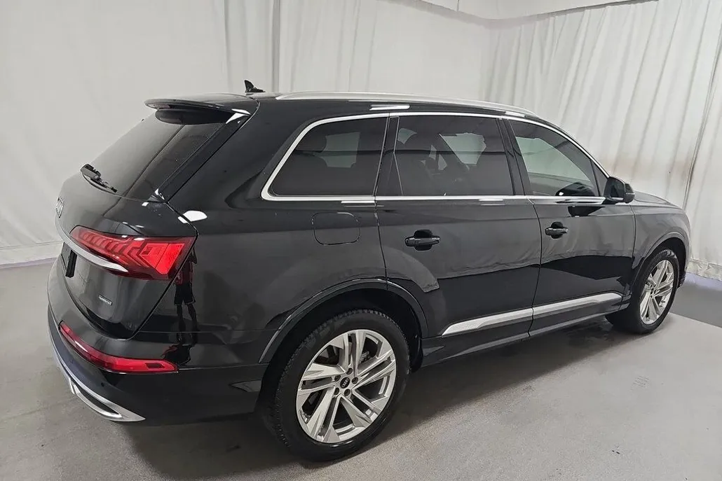 2022 Audi Q7 45 Premium photo 1