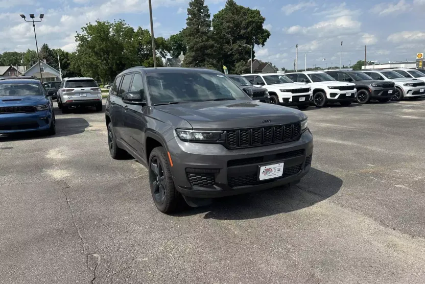 2024 Jeep Grand Cherokee Altitude X photo 1