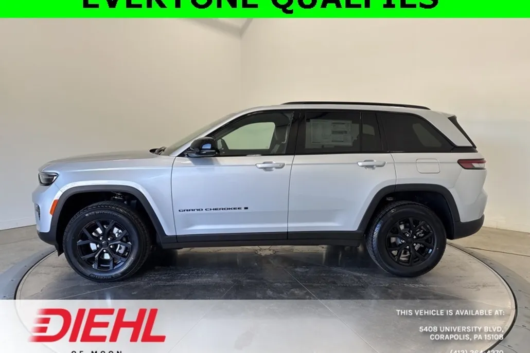 2025 Jeep Grand Cherokee Laredo X photo 1