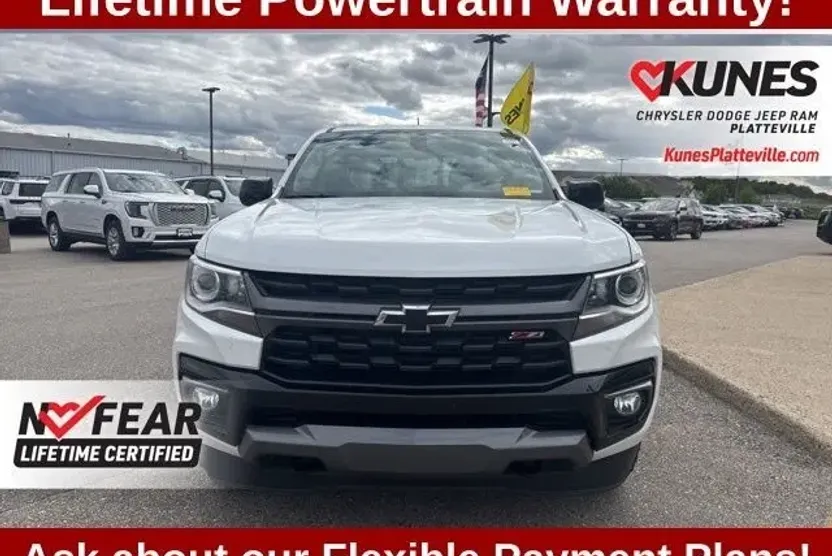 2022 Chevrolet Colorado Z71 photo 1