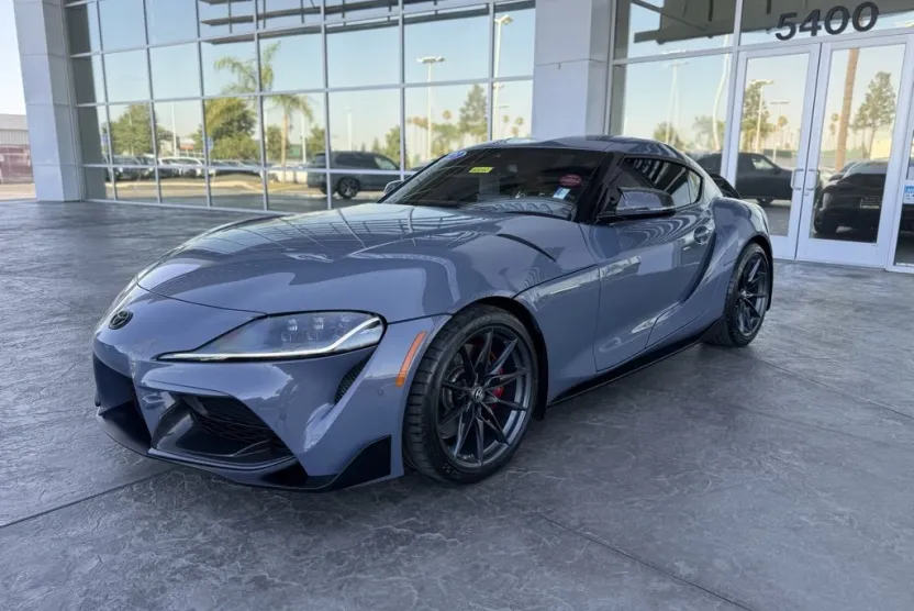 2023 Toyota Supra 3.0 photo 1