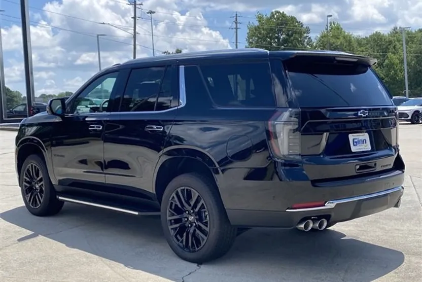 2025 Chevrolet Tahoe Premier photo 1