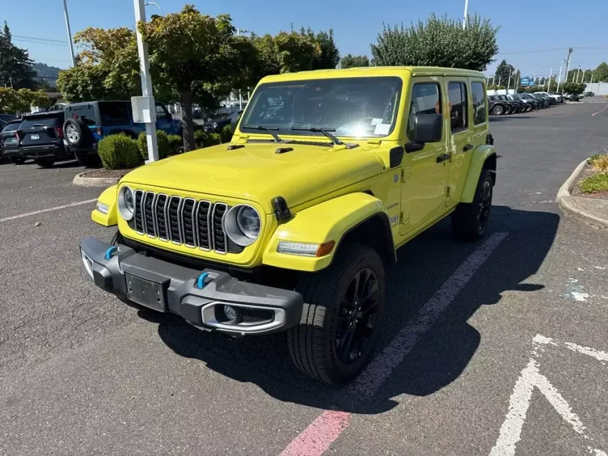 2024 Jeep Wrangler Sahara 4xe photo 1