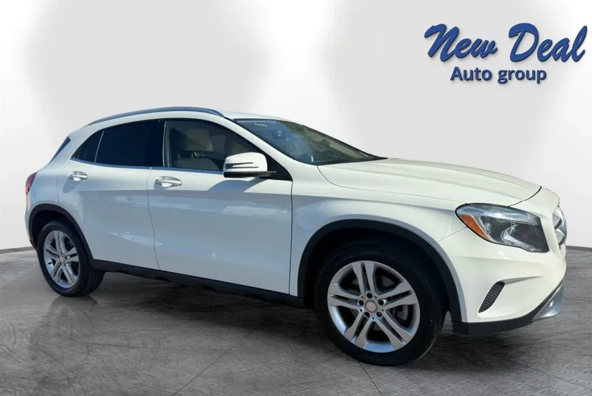 2016 Mercedes Benz GLA 250 photo 1