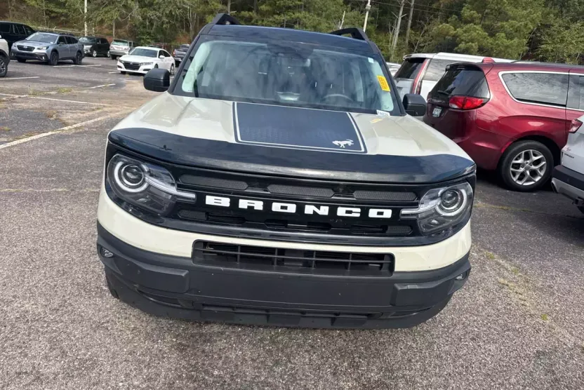 2024 Ford Bronco Sport Outer Banks photo 1