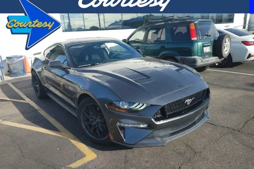 2019 Ford Mustang GT photo 1