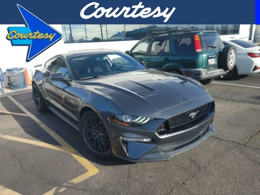 2019 Ford Mustang GT photo 1