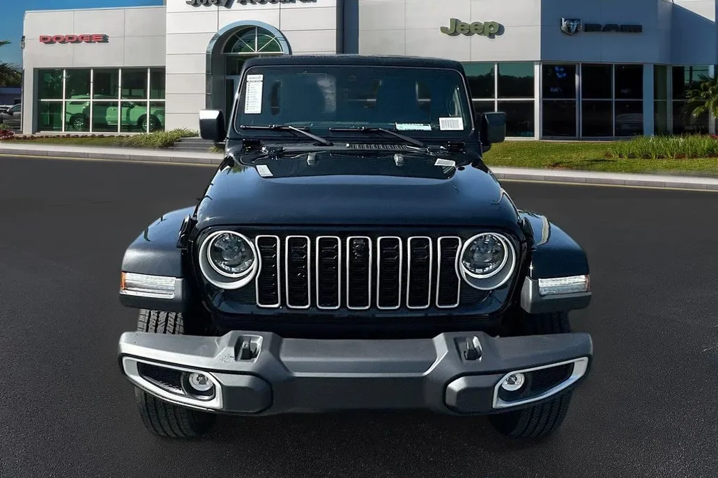 2025 Jeep Wrangler Sahara photo 1