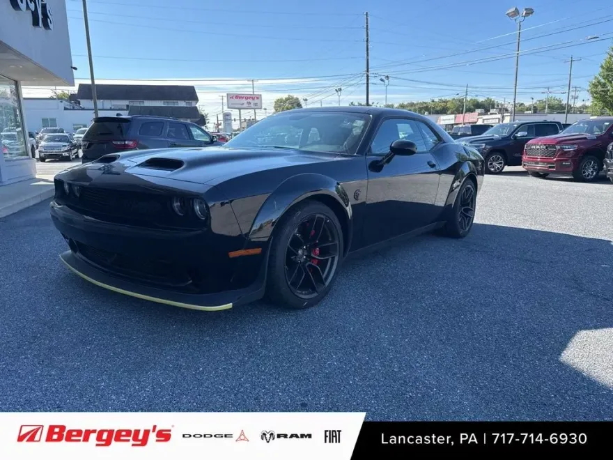 2023 Dodge Challenger SRT8 Hellcat Widebody photo 1