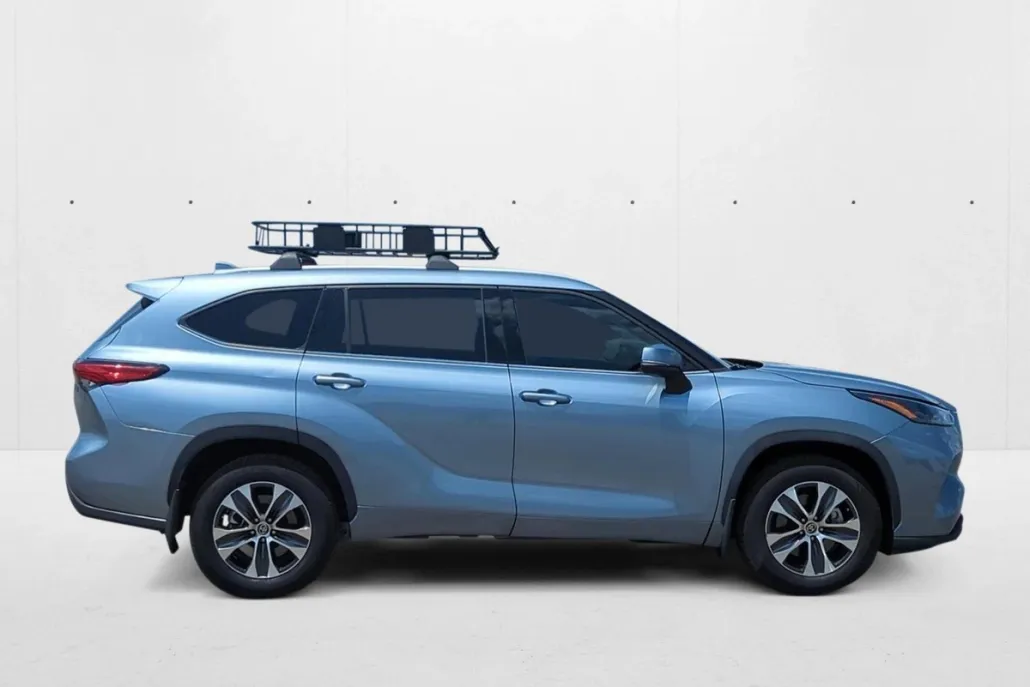 2022 Toyota Highlander XLE photo 1