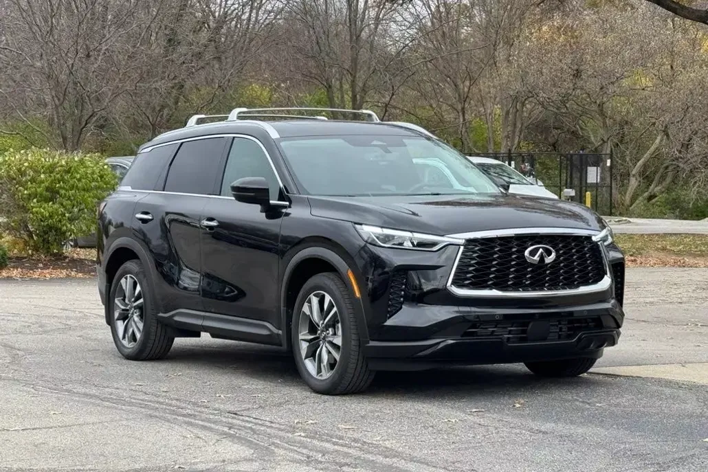 2025 Infiniti QX60 Luxe AWD photo 1