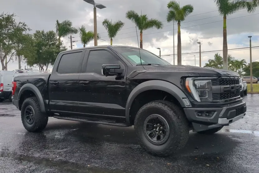 2023 Ford F-150 Raptor photo 1