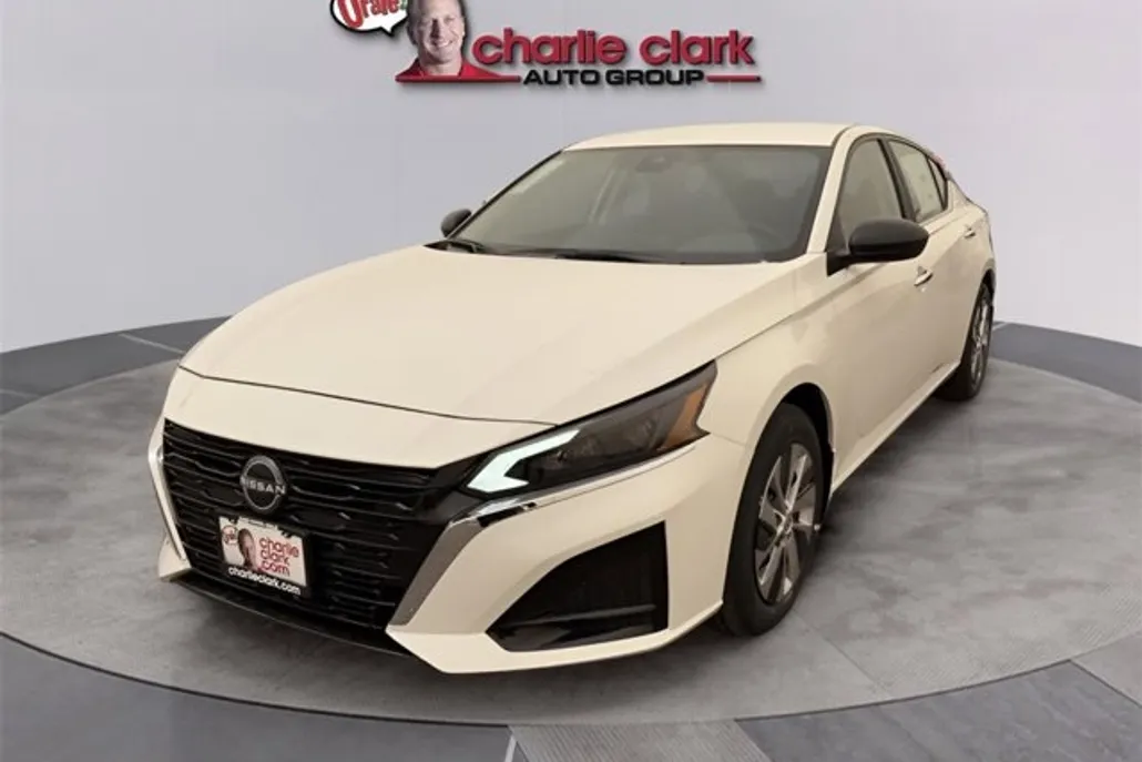2025 Nissan Altima 2.5 S photo 1