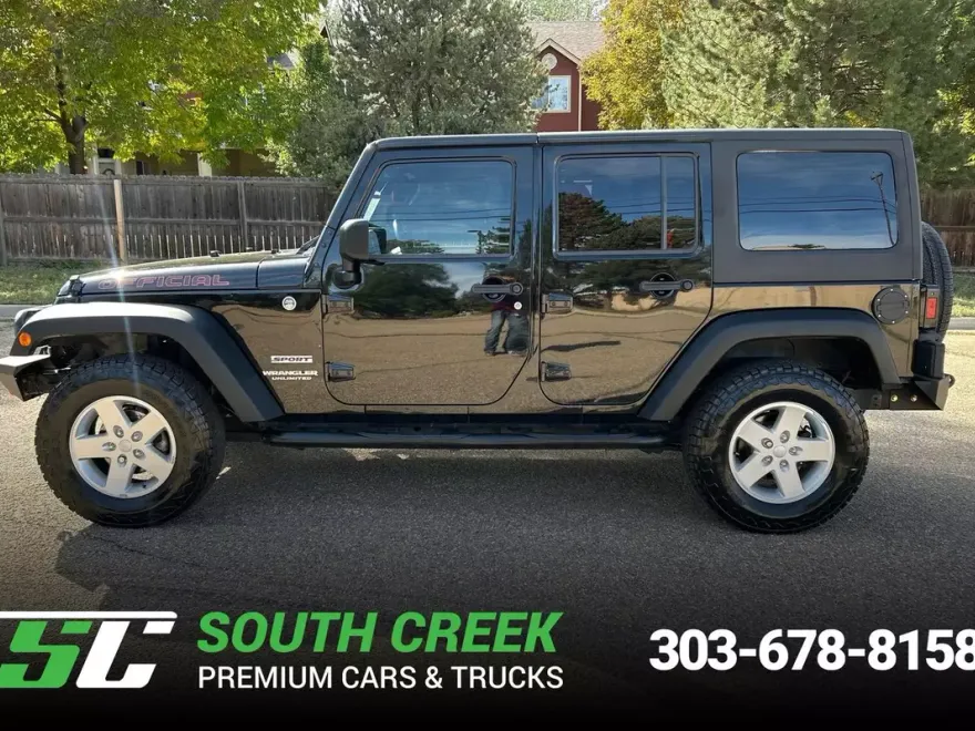 2015 Jeep Wrangler Unlimited Sport photo 1