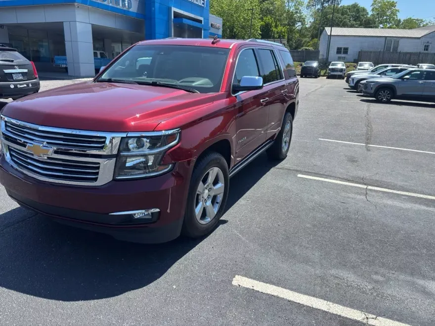 2020 Chevrolet Tahoe Premier photo 1