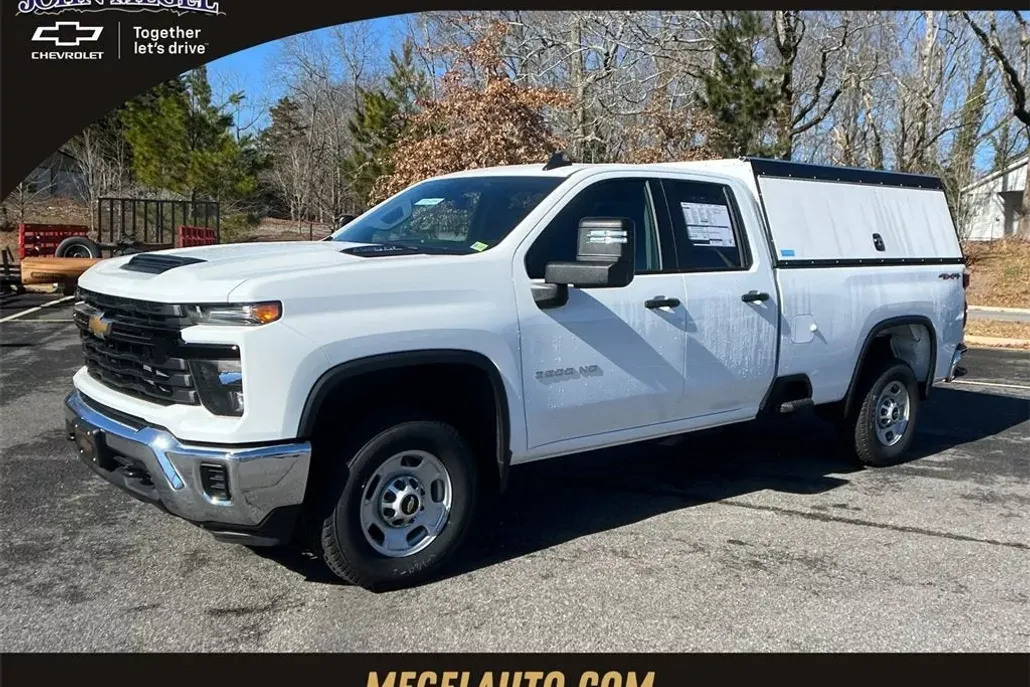 2024 Chevrolet Silverado 2500HD photo 1