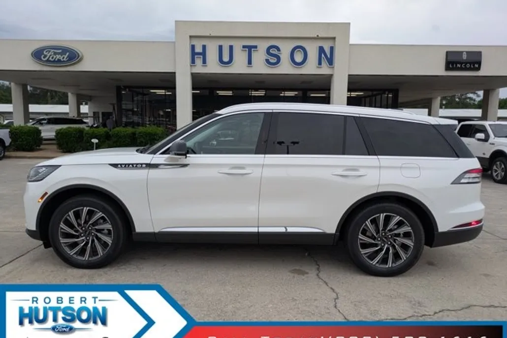 2025 Lincoln Aviator Premiere photo 1