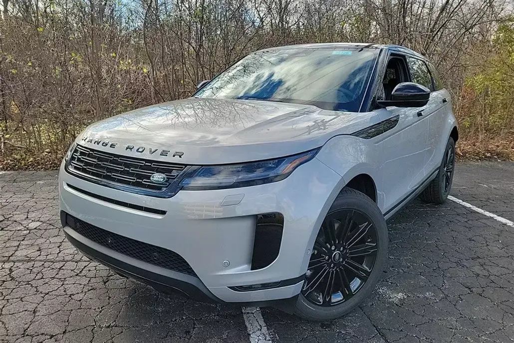 2025 Land Rover Range Rover Evoque S photo 1