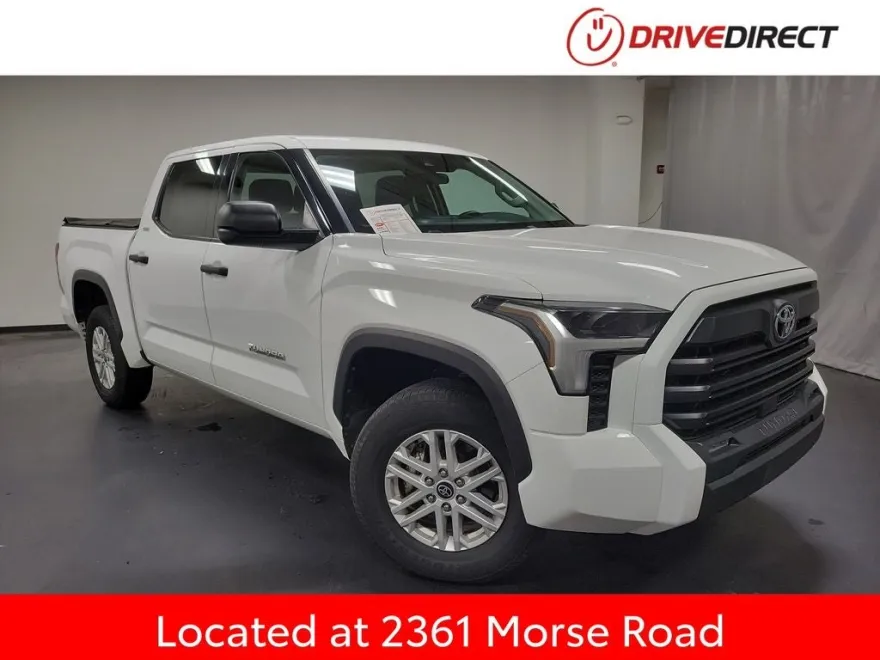 2022 Toyota Tundra SR5 photo 1