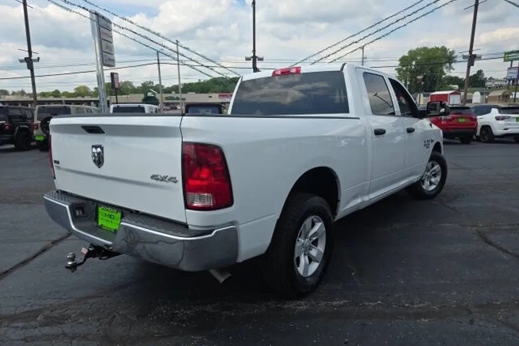 2023 Ram 1500 Classic SLT photo 1