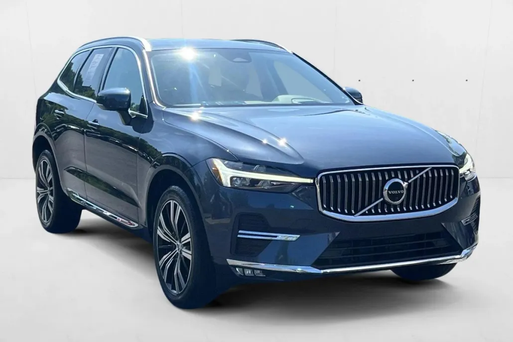 2022 Volvo XC60 Inscription photo 1