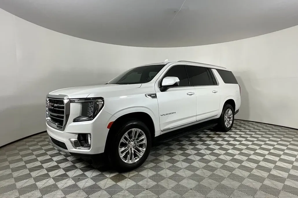 2021 Gmc Yukon XL SLT photo 1