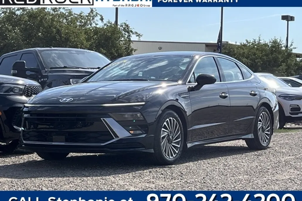 2025 Hyundai Sonata Hybrid SEL photo 1