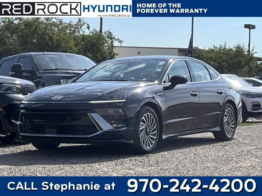 2025 Hyundai Sonata Hybrid SEL photo 1