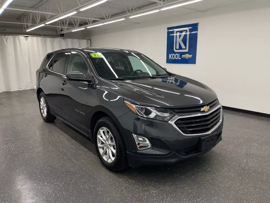 2018 Chevrolet Equinox LT photo 1