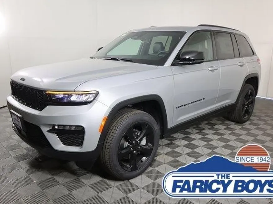2025 Jeep Grand Cherokee Limited photo 1