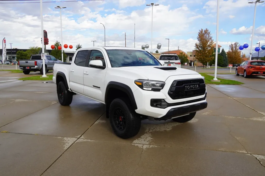 2023 Toyota Tacoma TRD Pro photo 1