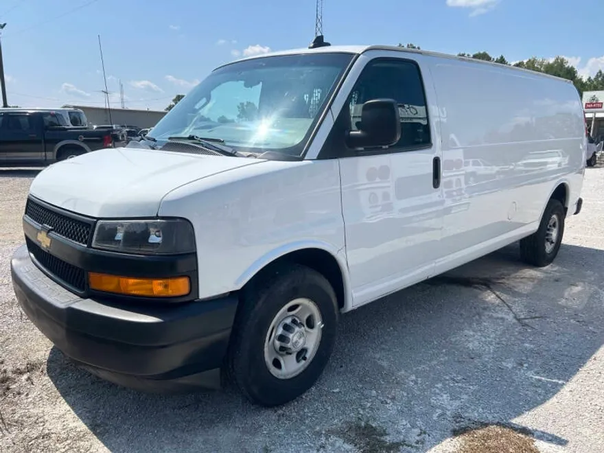 2019 Chevrolet Express 2500 Cargo Van photo 1