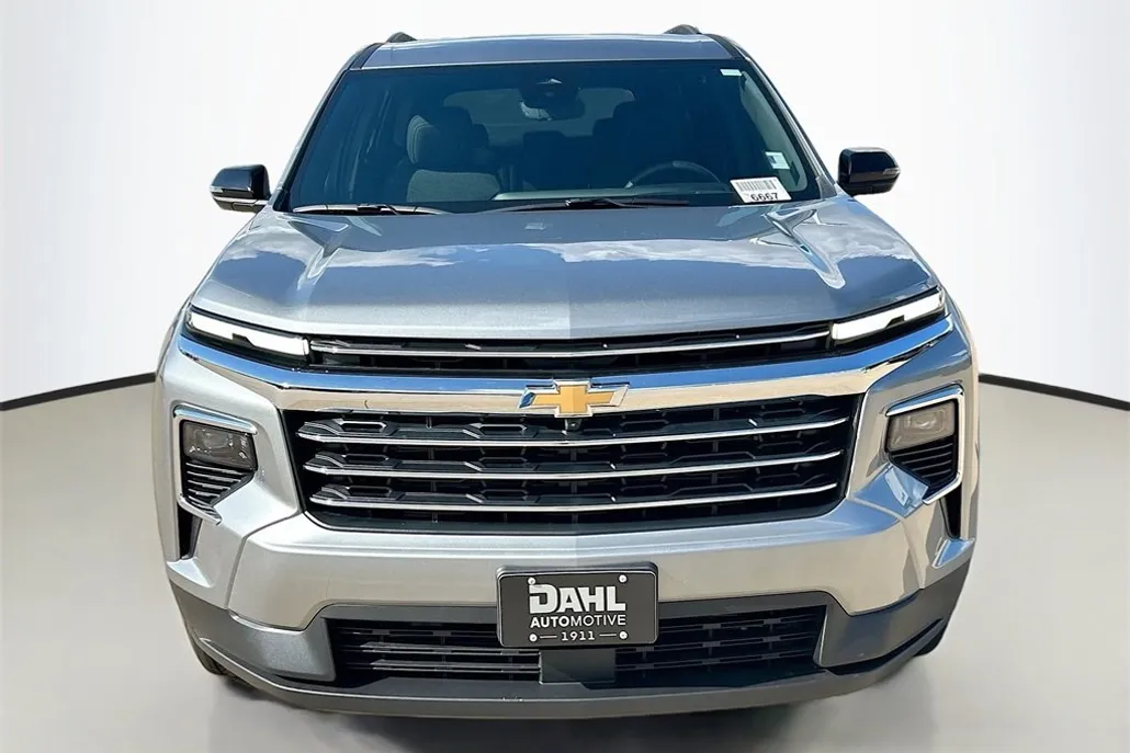2026 Chevrolet Traverse photo 1