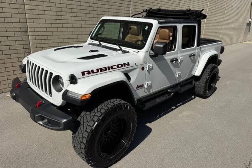 2020 Jeep Gladiator Rubicon photo 1
