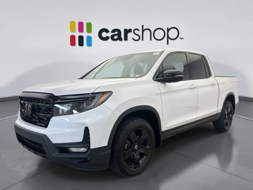 2025 Honda Ridgeline Black Edition photo 1