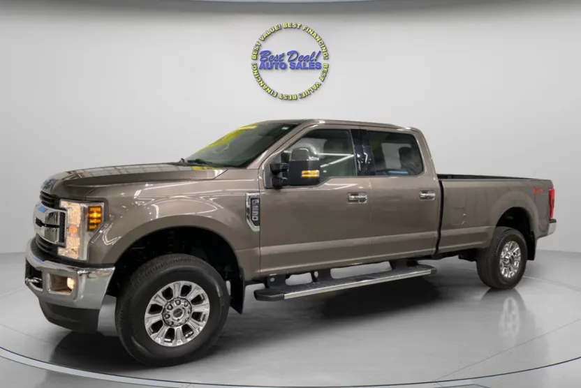 2019 Ford F-250 XLT photo 1