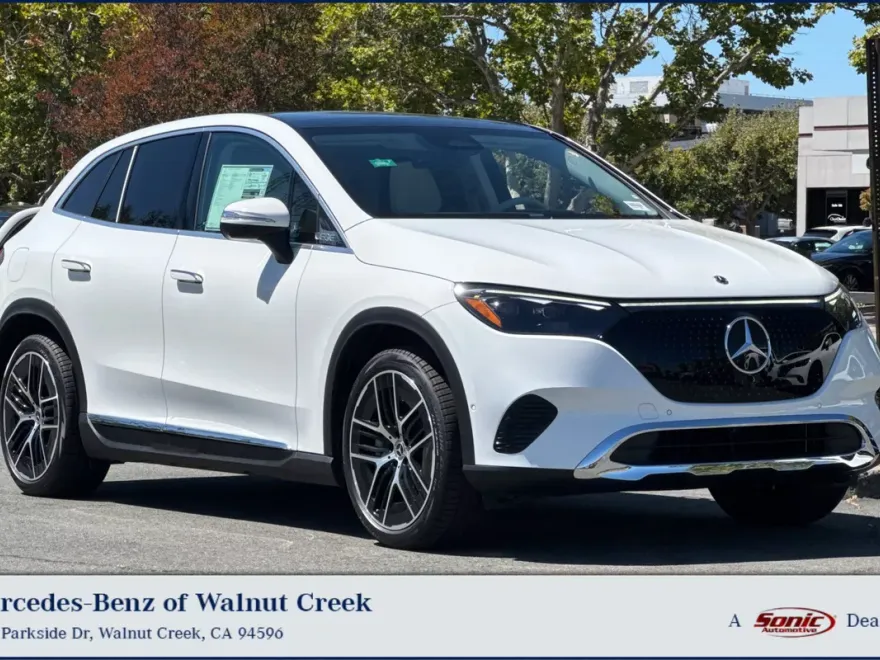 2025 Mercedes Benz 350 4MATIC photo 1