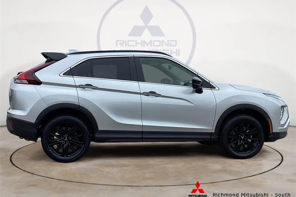 2025 Mitsubishi Eclipse Cross SEL photo 1