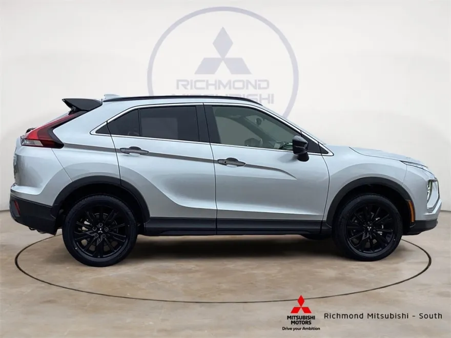2025 Mitsubishi Eclipse Cross SEL photo 1
