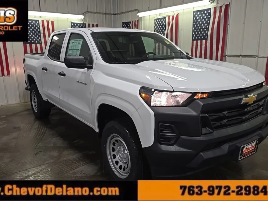 2025 Chevrolet Colorado LT photo 1